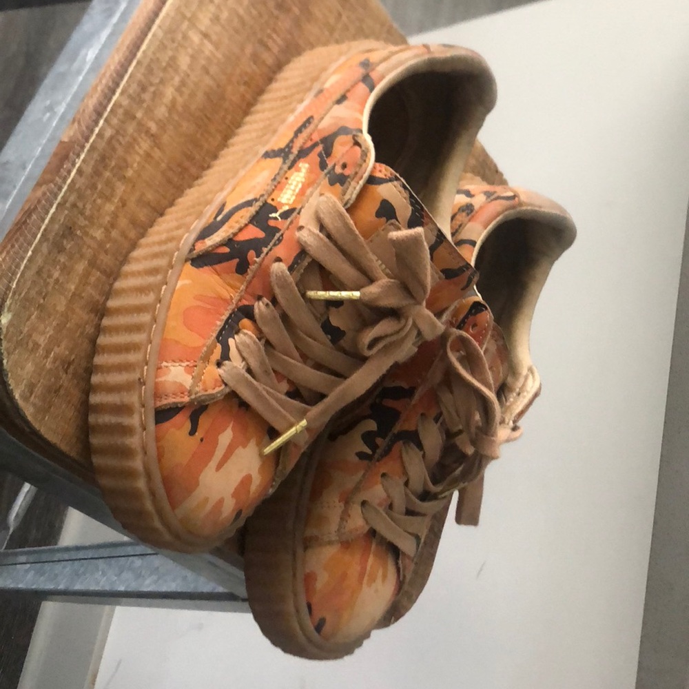 RIRI FENTY PUMAS